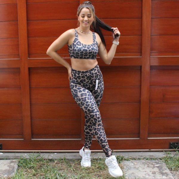 Conjunto Leggings para Mujer con Top Diseño Leopardo Marca Greenfit